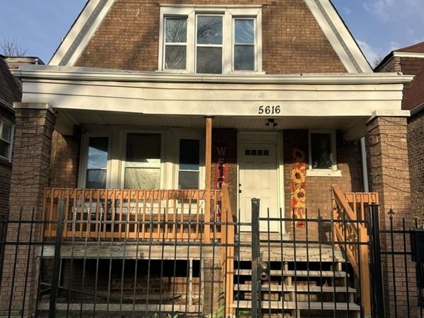 Chicago, IL 60636