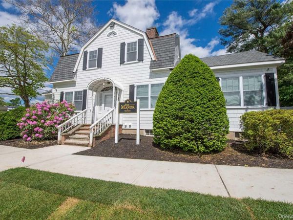 8 Northridge Street , Unit 8, Huntington Station, NY 11746