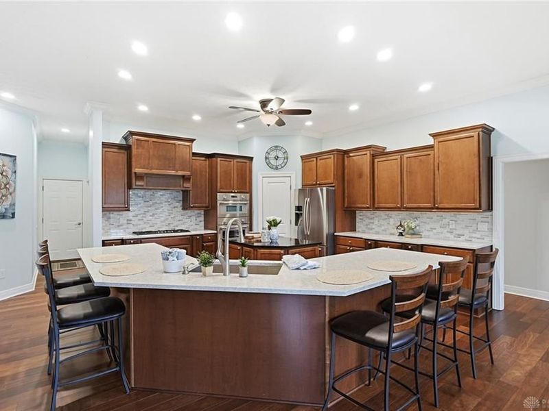 555 Heatherwoode Circle, Springboro, OH 45066 Photo 11