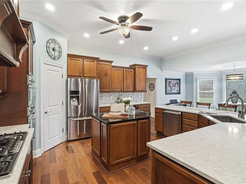 555 Heatherwoode Circle, Springboro, OH 45066 Photo 12