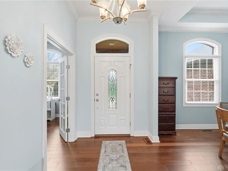 555 Heatherwoode Circle, Springboro, OH 45066 Photo 3