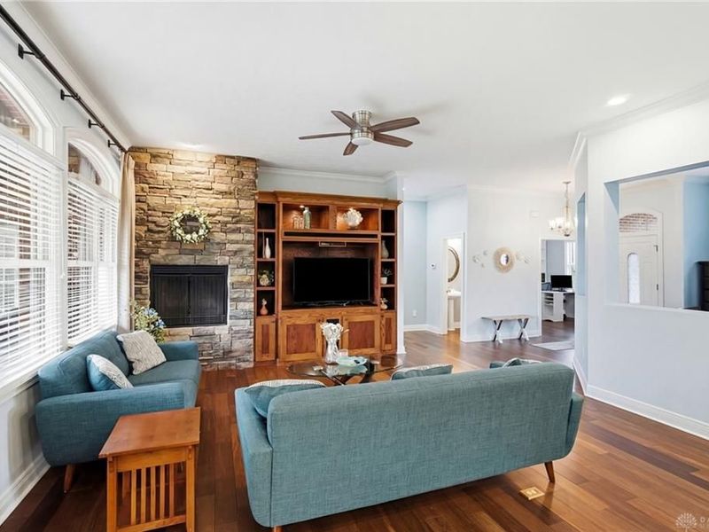 555 Heatherwoode Circle, Springboro, OH 45066 Photo 8