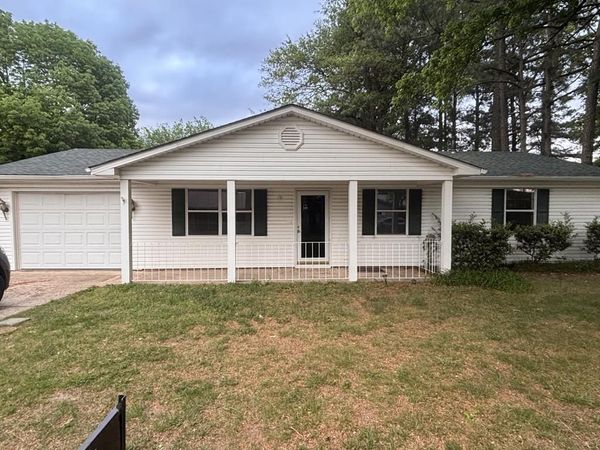 910 Dwight St., Manila, AR 72442