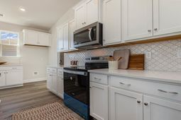 5009 Red Bear Ct photo 4