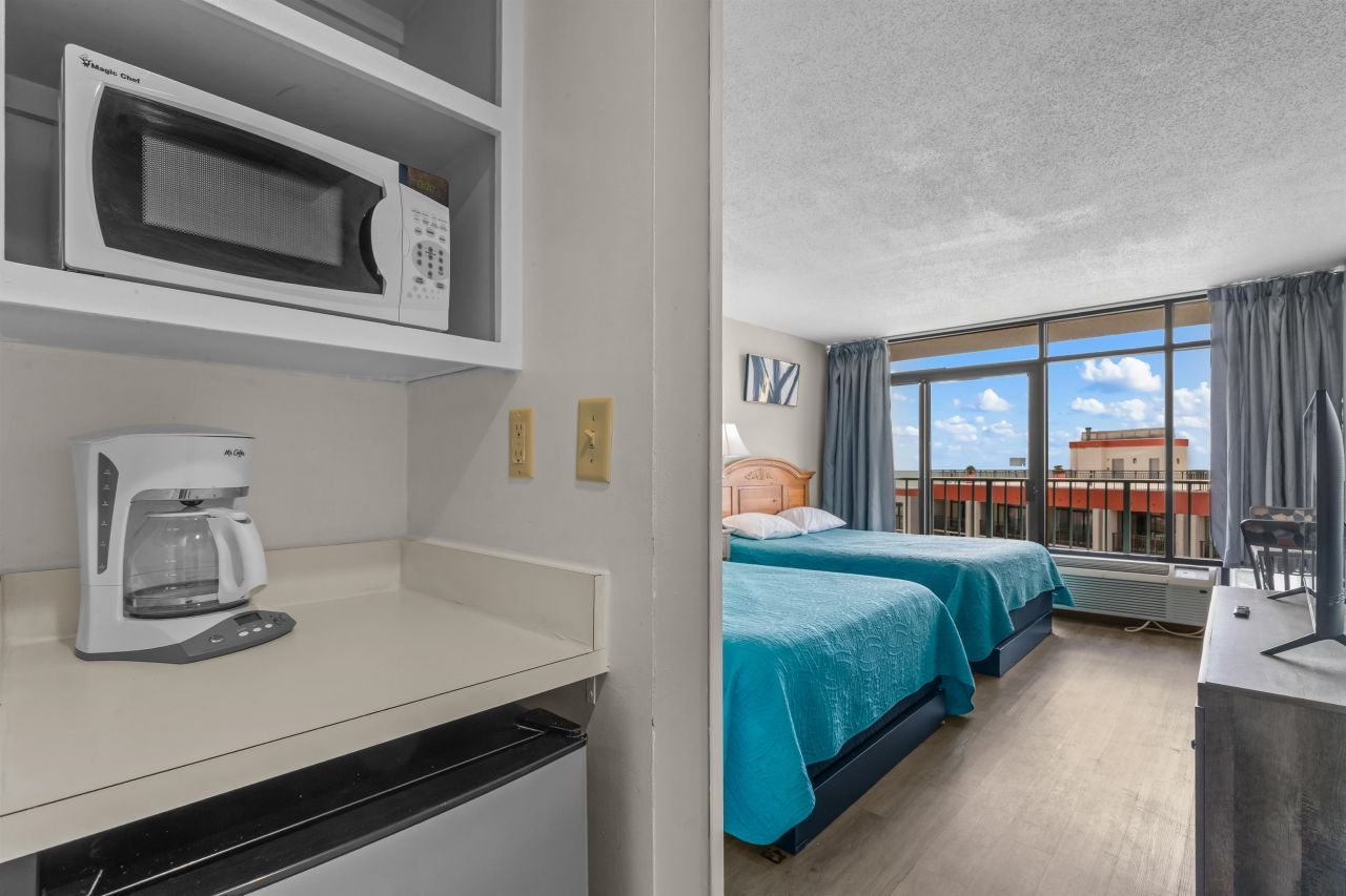 202 74th Ave. N Photo 16