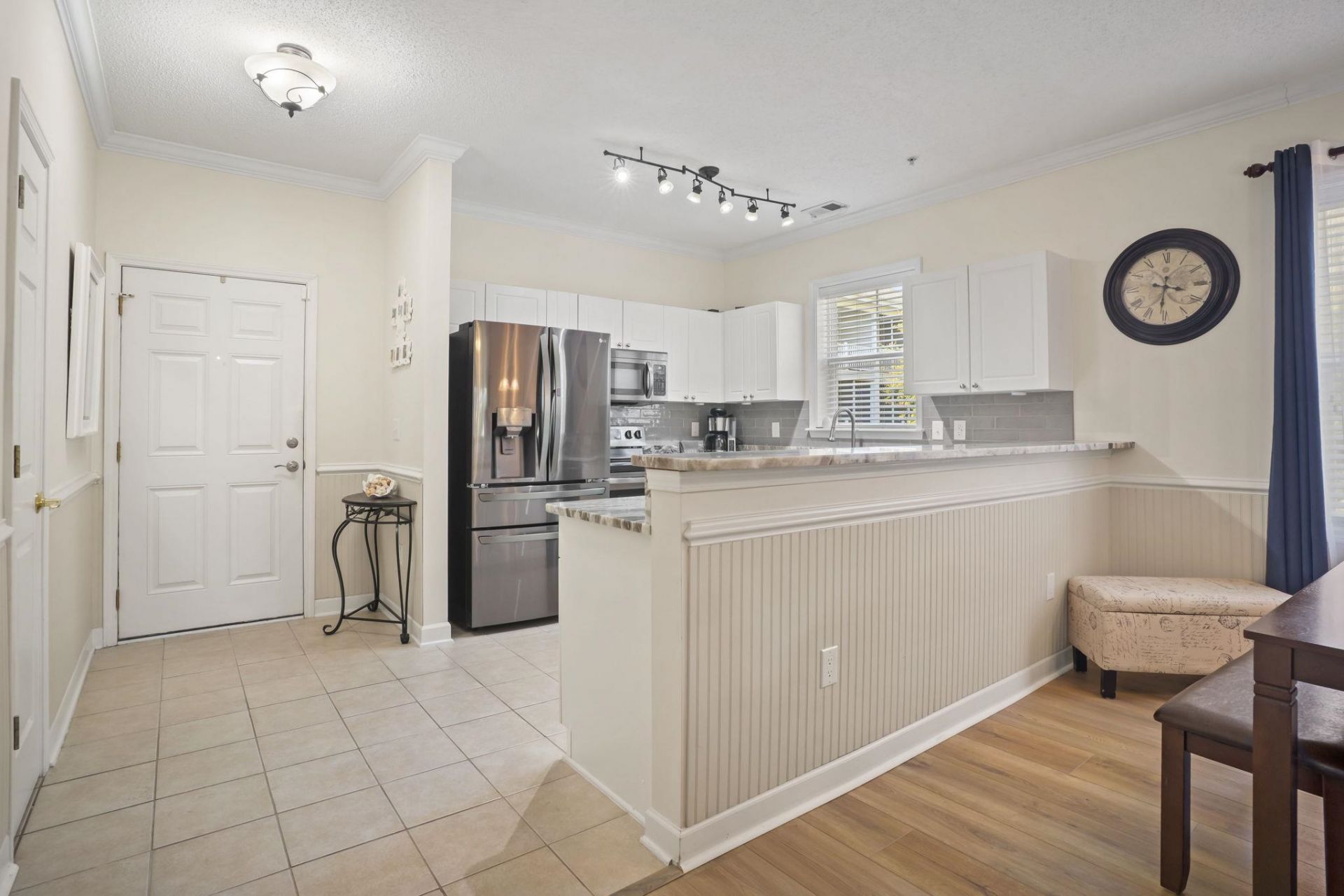 6253 Catalina Dr.  Photo 10