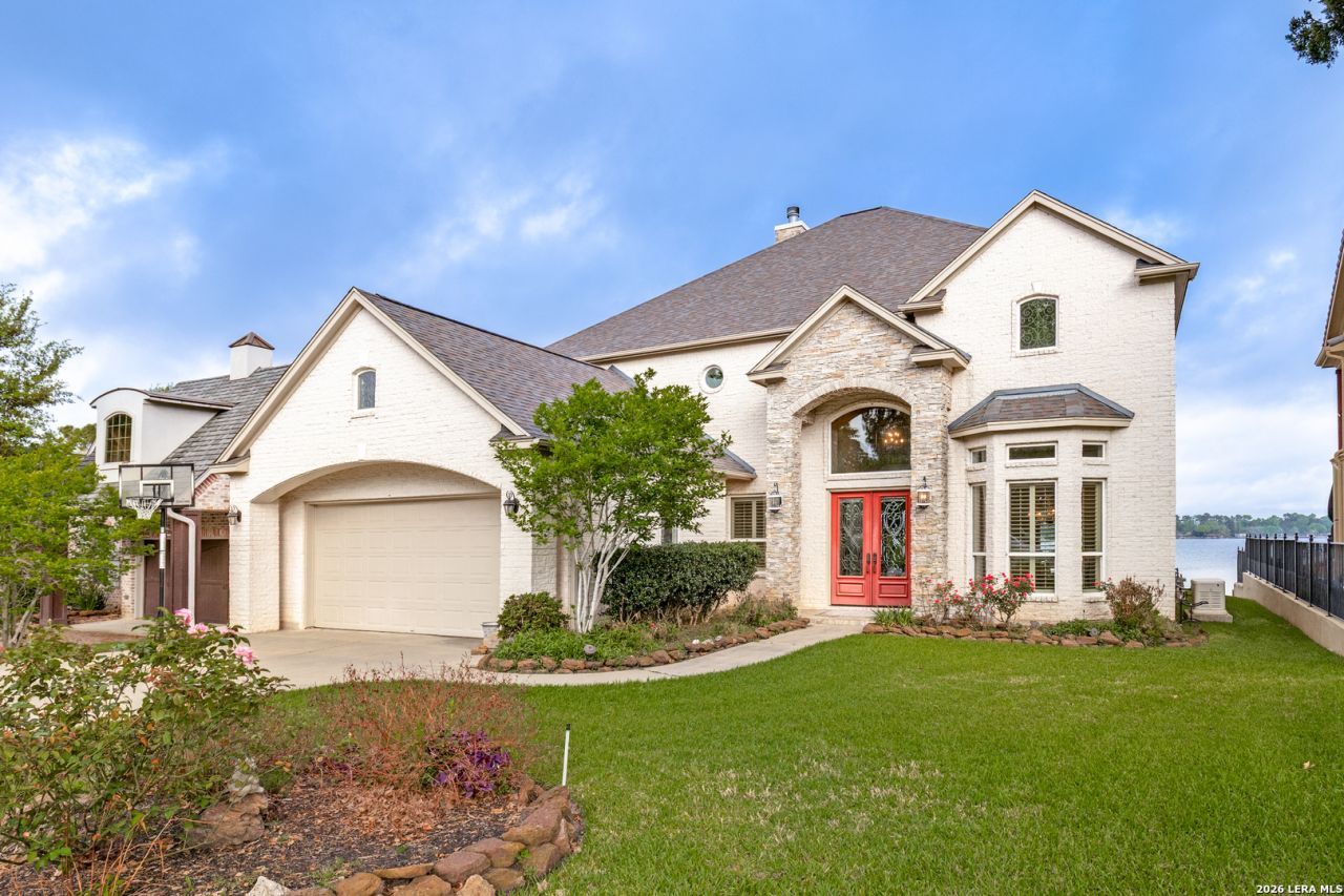 12521 Longmire Lakeview, Conroe, TX 77304 Main Photo