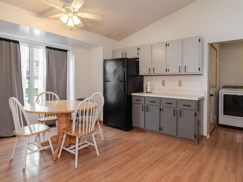 4976 Silver Bow Drive , Hilliard, OH 43026 Photo 6