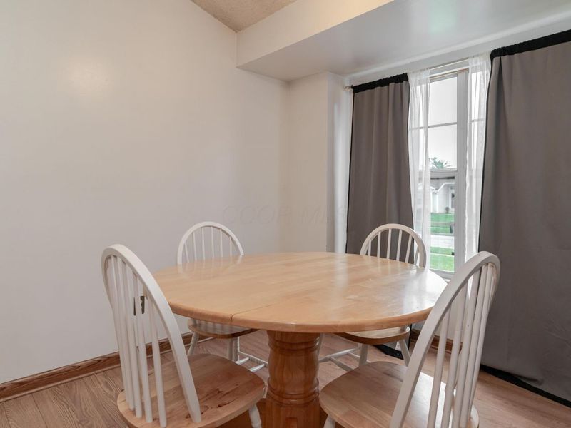 4976 Silver Bow Drive , Hilliard, OH 43026 Photo 7