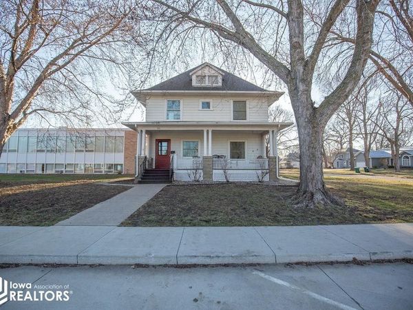 321 S moore st, Algona, IA 50511
