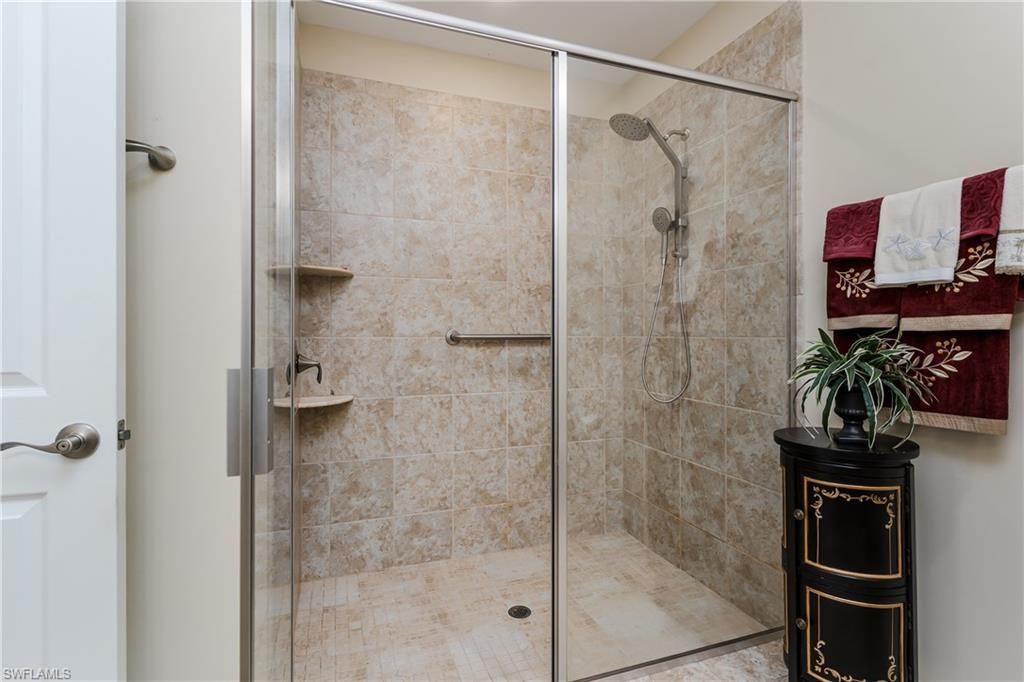 14943 Edgewater Cir, Naples, FL 34114 Photo