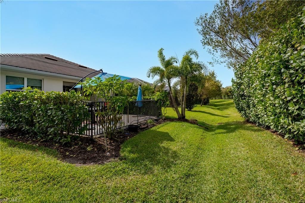 14943 Edgewater Cir, Naples, FL 34114 Photo