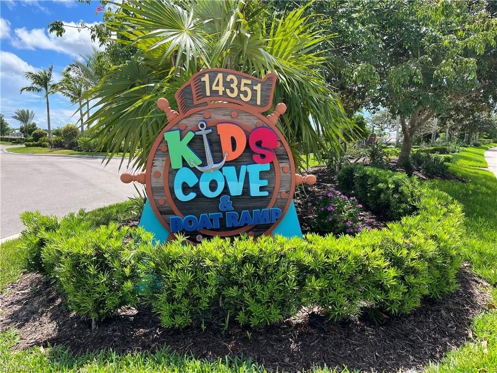 14943 Edgewater Cir, Naples, FL 34114 Photo