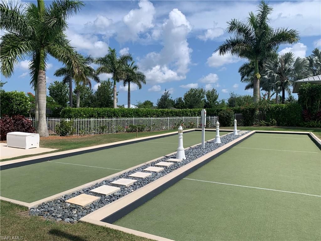 14943 Edgewater Cir, Naples, FL 34114 Photo