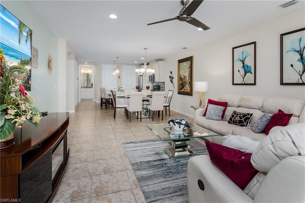 14943 Edgewater Cir, Naples, FL 34114 Photo