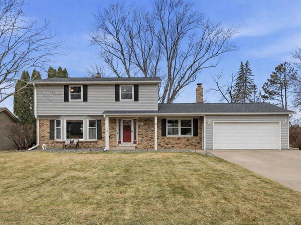 3713 Sun Terrace, White Bear Lake, MN 55110