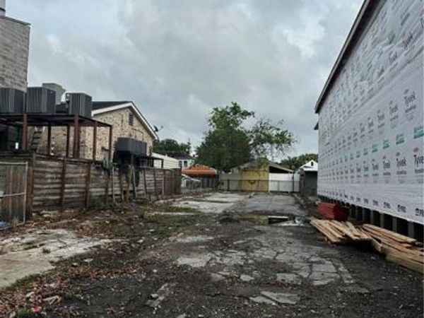 224 N NORMAN C FRANCIS Parkway, New Orleans, LA 70119