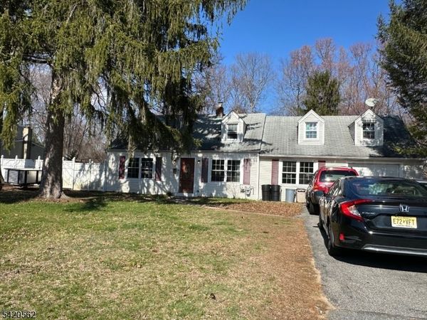 5 Brookside Ave, Pequannock, NJ 07444