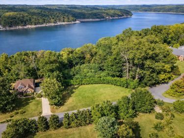 372 & 348 Colson Drive, Bronston, KY 42518