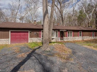 191 HIDEAWAY FARMS ROAD, EDINBURG, VA 22824
