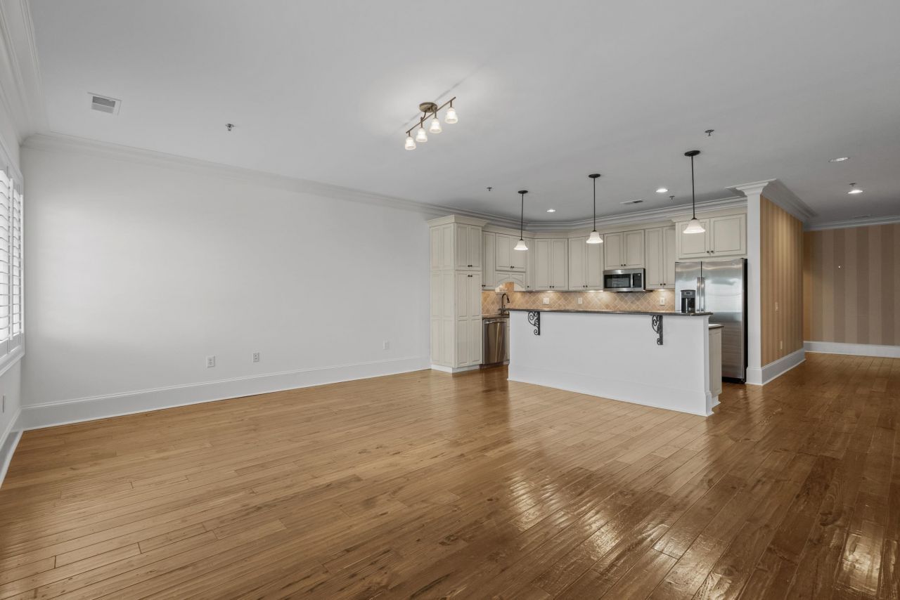 815 Front St. Photo 19