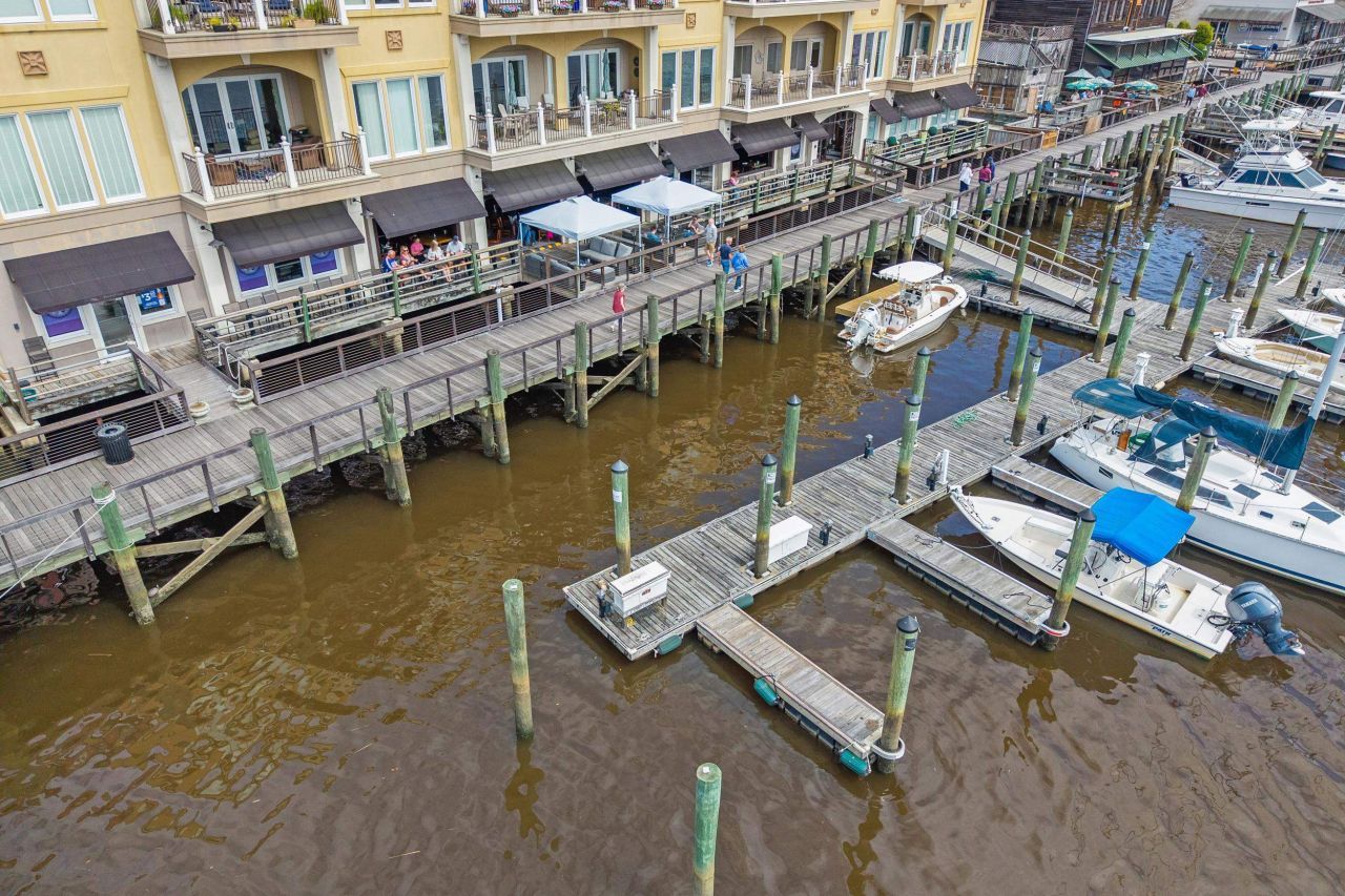 815 Front St. Photo 30