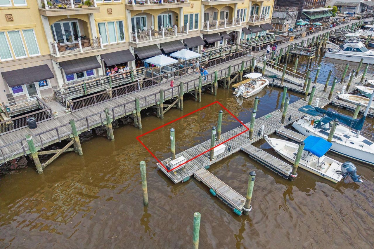 815 Front St. Photo 44