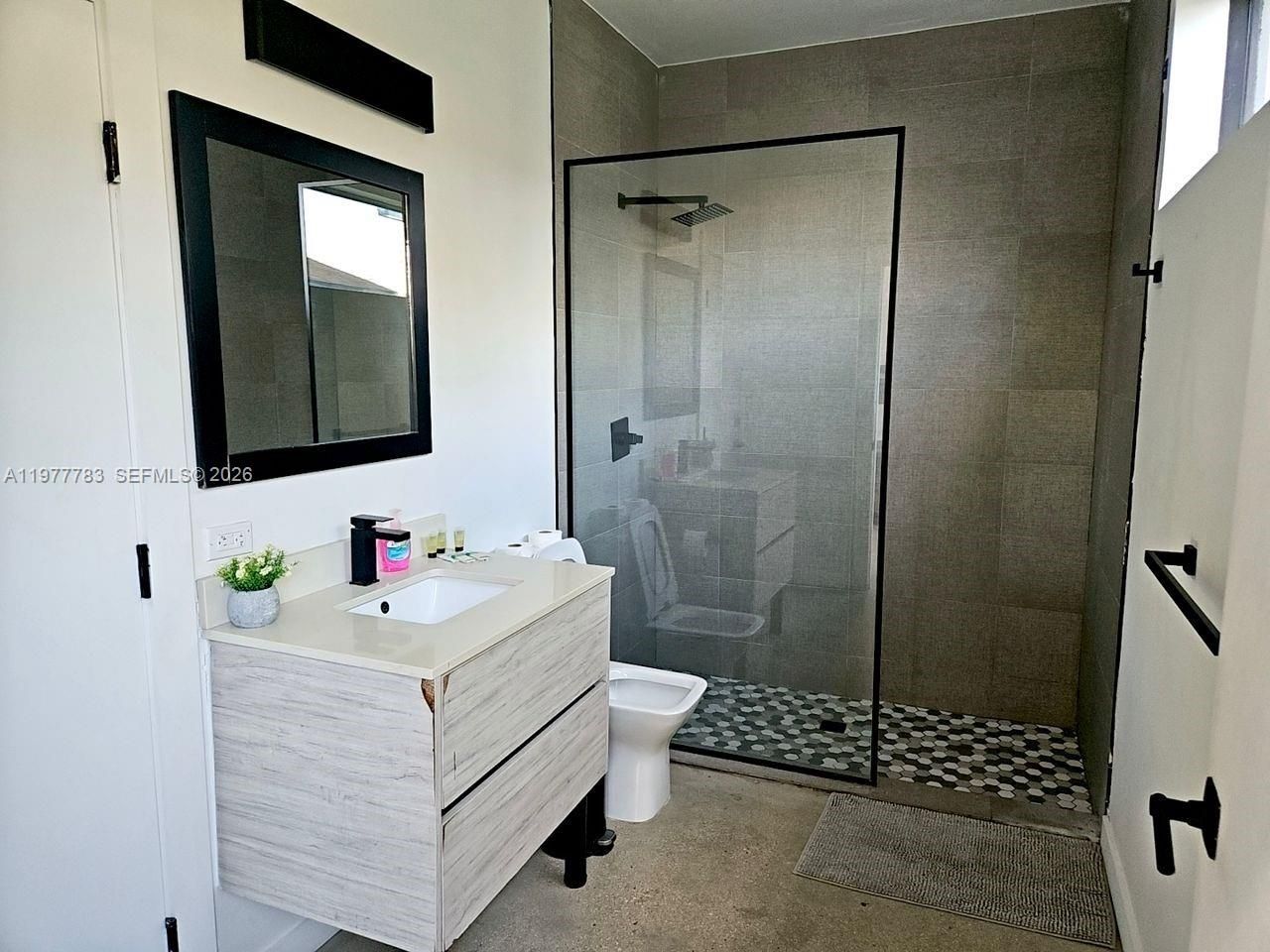 7105 NE 4 Ct , Miami, FL 33138 Photo