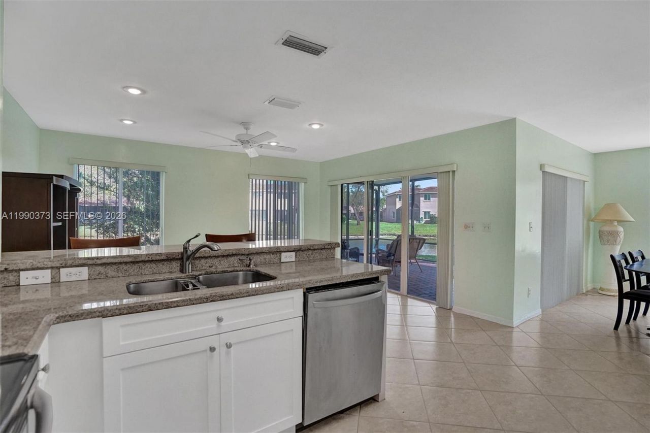 1726 SW 110th Ter , Davie, FL 33324 Photo