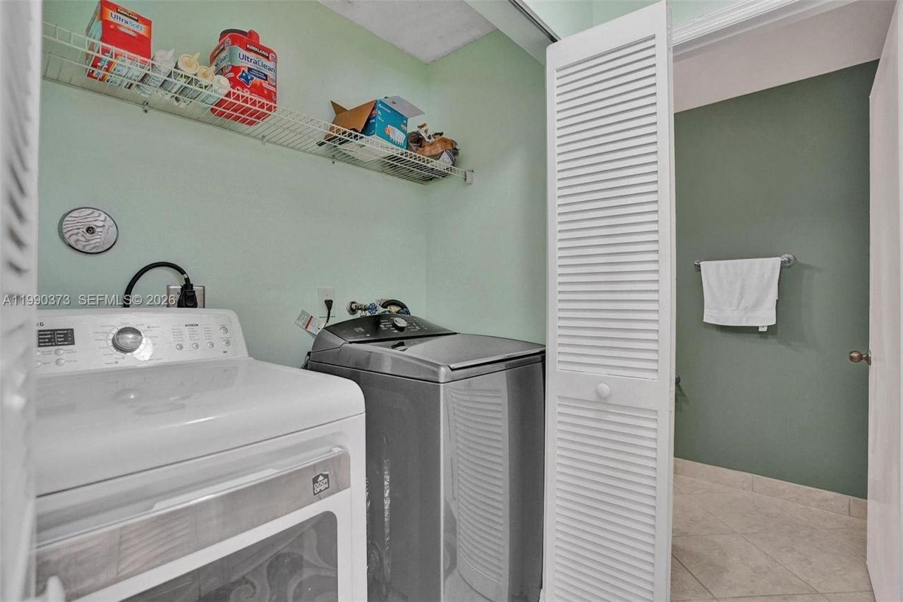 1726 SW 110th Ter , Davie, FL 33324 Photo