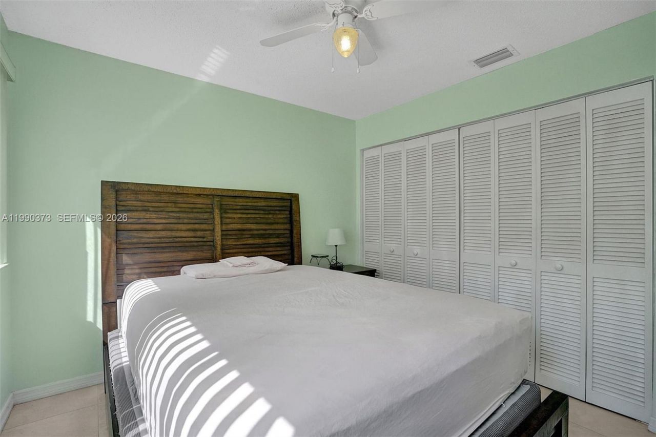 1726 SW 110th Ter , Davie, FL 33324 Photo