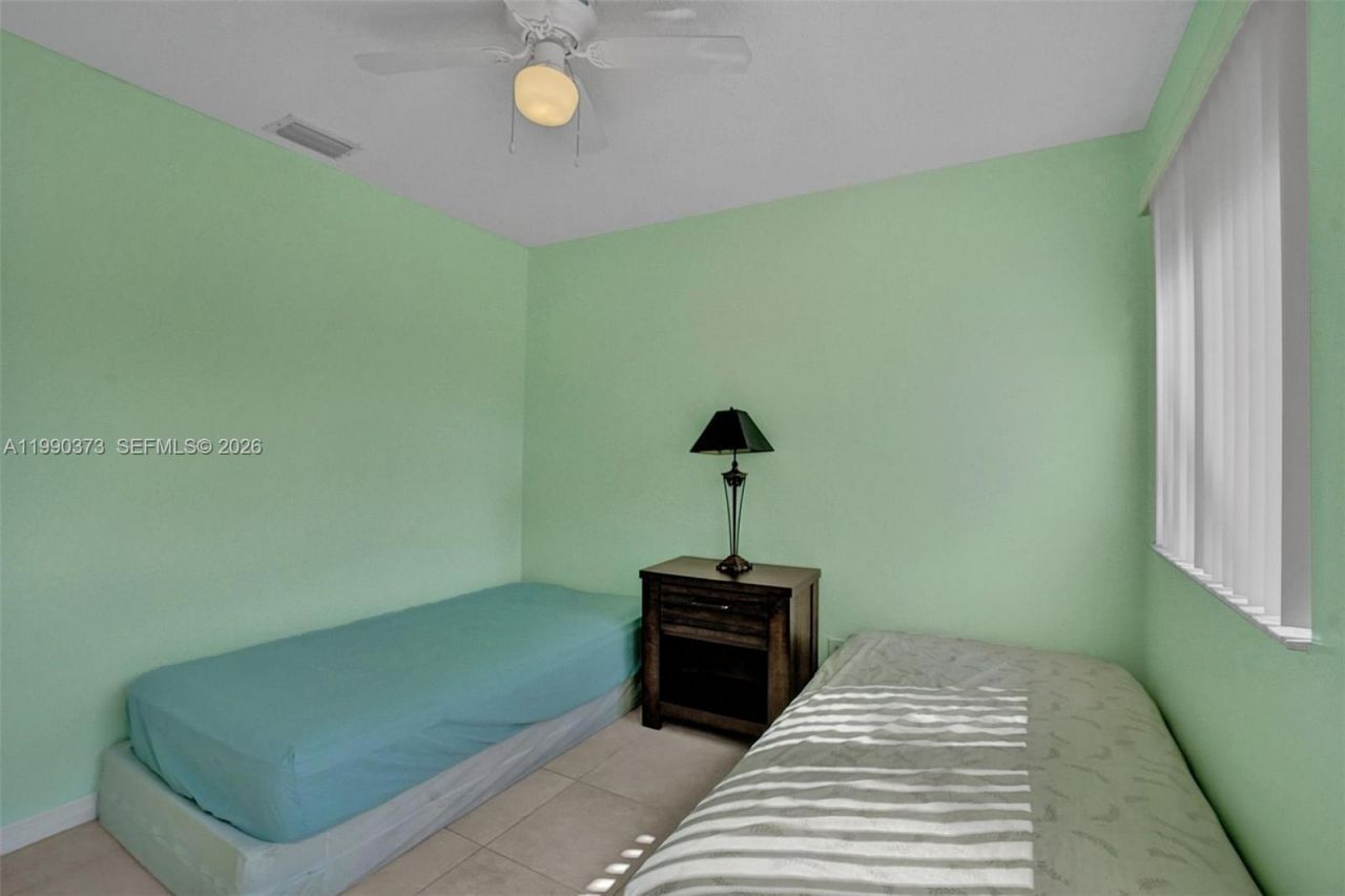 1726 SW 110th Ter , Davie, FL 33324 Photo