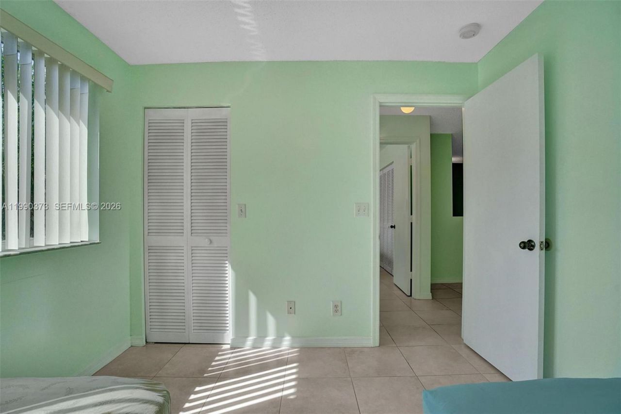 1726 SW 110th Ter , Davie, FL 33324 Photo