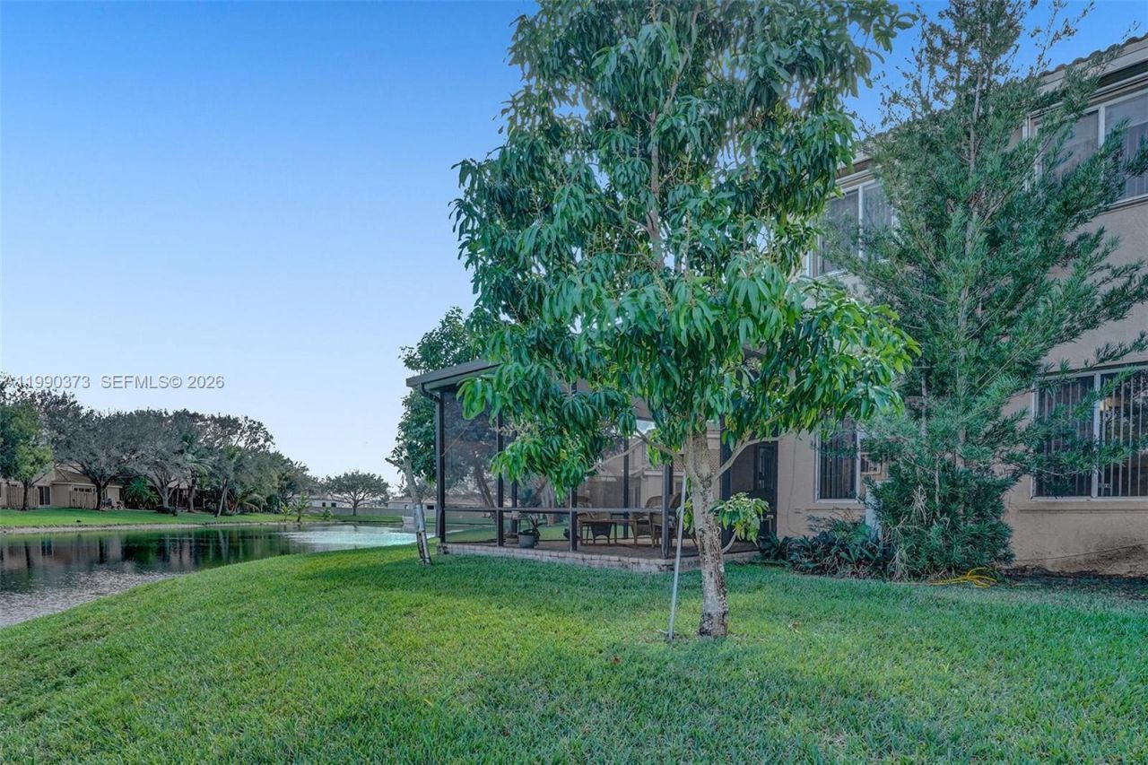 1726 SW 110th Ter , Davie, FL 33324 Photo