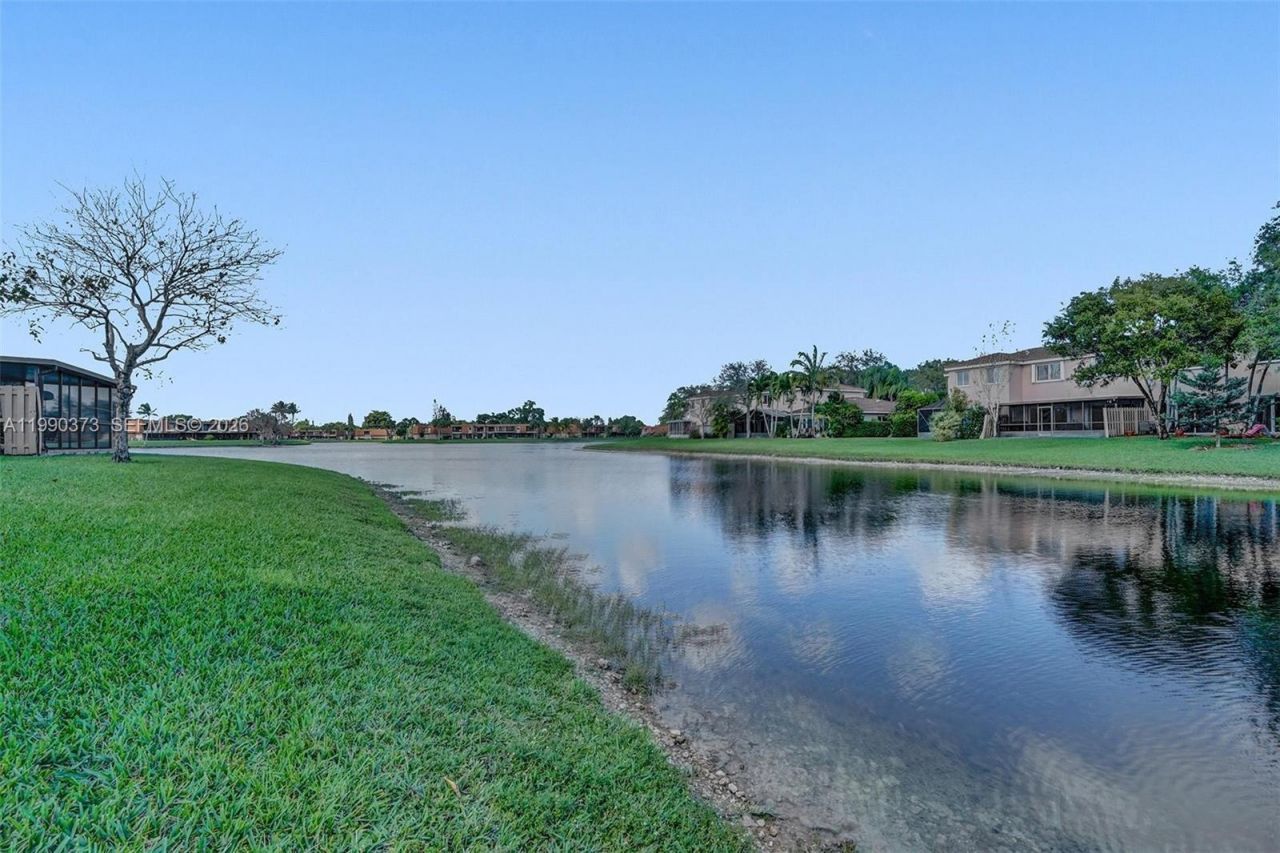 1726 SW 110th Ter , Davie, FL 33324 Photo