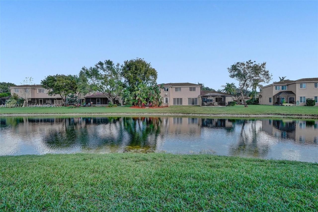 1726 SW 110th Ter , Davie, FL 33324 Photo