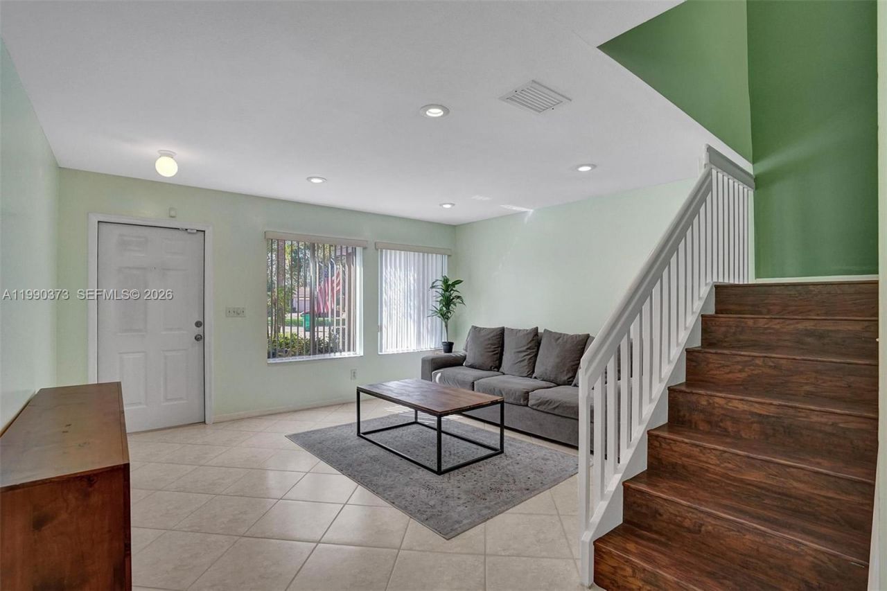 1726 SW 110th Ter , Davie, FL 33324 Photo