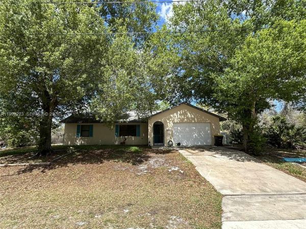 3137 Carlton Avenue , Lake Placid, FL 33852