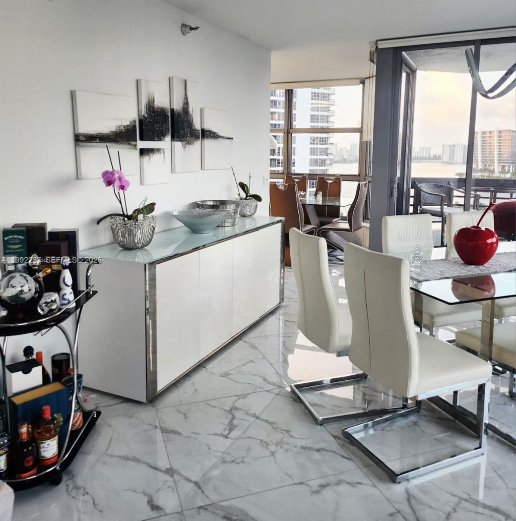3500 Mystic Pointe Dr, Unit 1201, Aventura, FL 33180 Photo