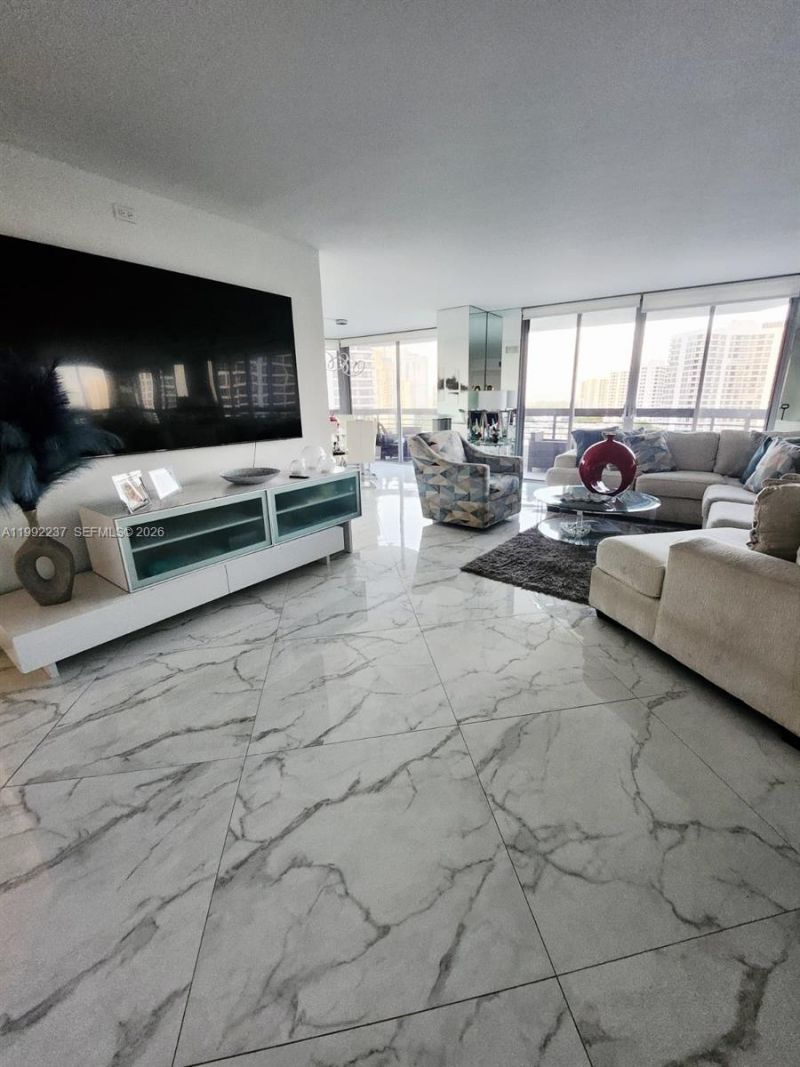 3500 Mystic Pointe Dr , Unit 1201, Aventura, FL 33180 Photo