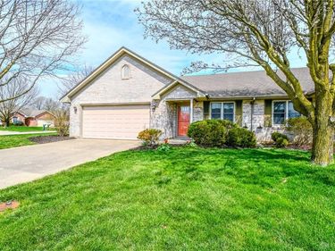 605 Rubythroat Lane, Englewood, OH 45315