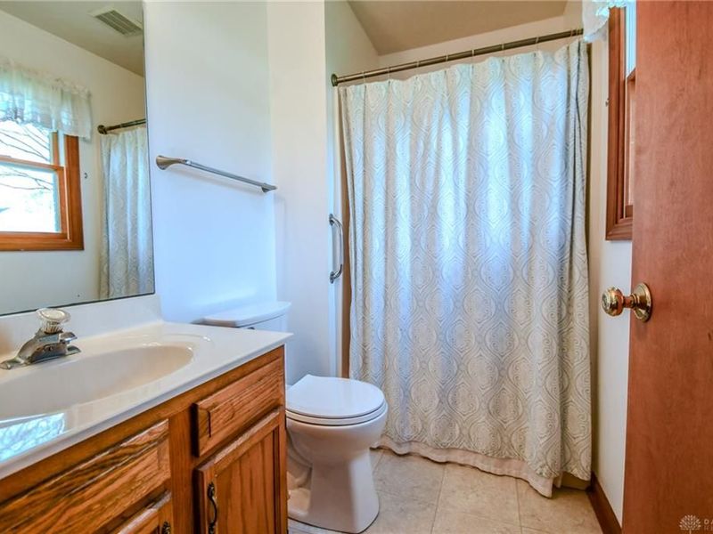 605 Rubythroat Lane, Englewood, OH 45315 Photo 15