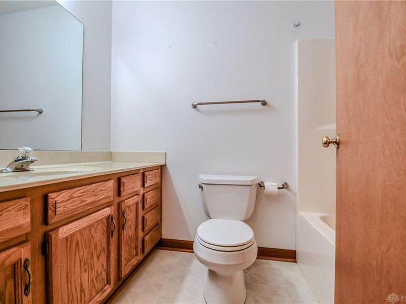 605 Rubythroat Lane, Englewood, OH 45315 Photo 17