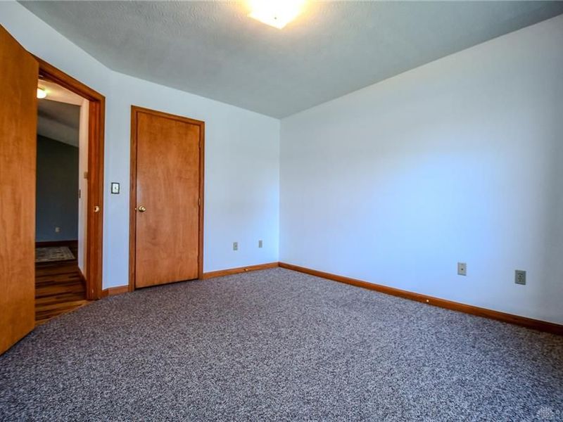 605 Rubythroat Lane, Englewood, OH 45315 Photo 18