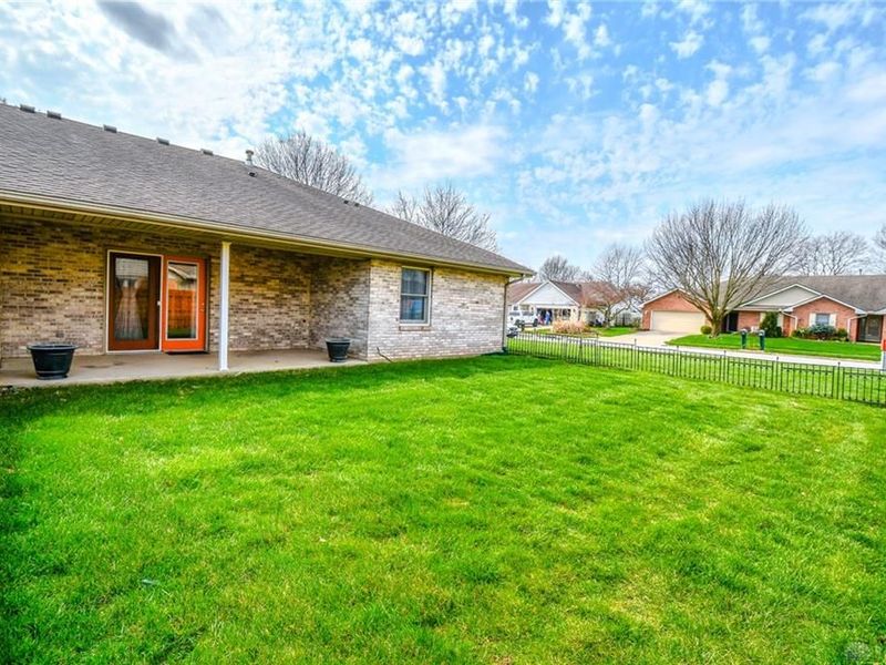 605 Rubythroat Lane, Englewood, OH 45315 Photo 22