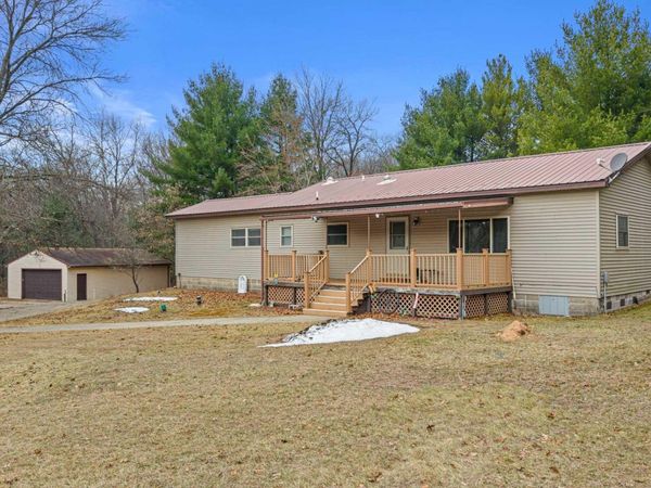 W7630 Dakota Circle, Marquette, WI 53964