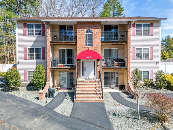 84 Cocasset St, Unit B5, Foxboro, MA 02035