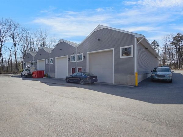 593 Massachusetts Ave, Boxborough, MA 01719