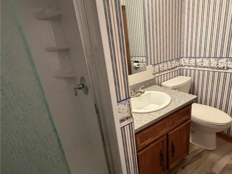 1436 Forrest Drive, Barberton, OH 44203 Photo 10