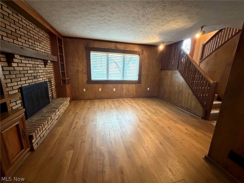 1436 Forrest Drive, Barberton, OH 44203 Photo 12